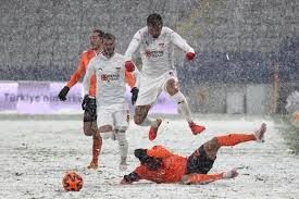 Futebol na neve